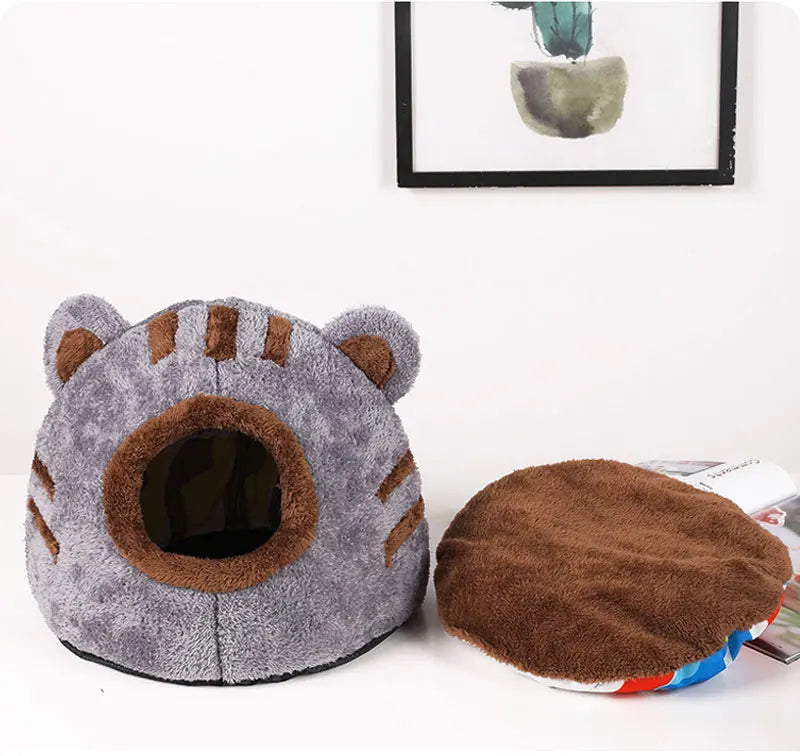 Cute Bear Head Shape Cave for Cats House